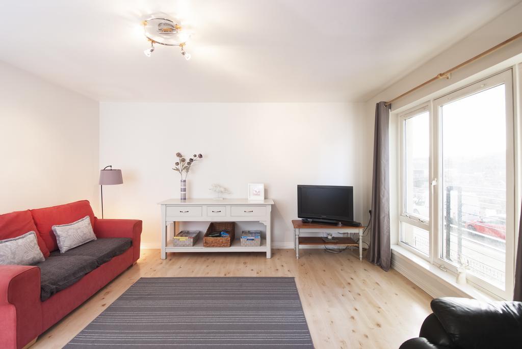 The Holyrood Snug EDI